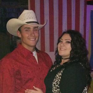 Meet your Posher, Shelby